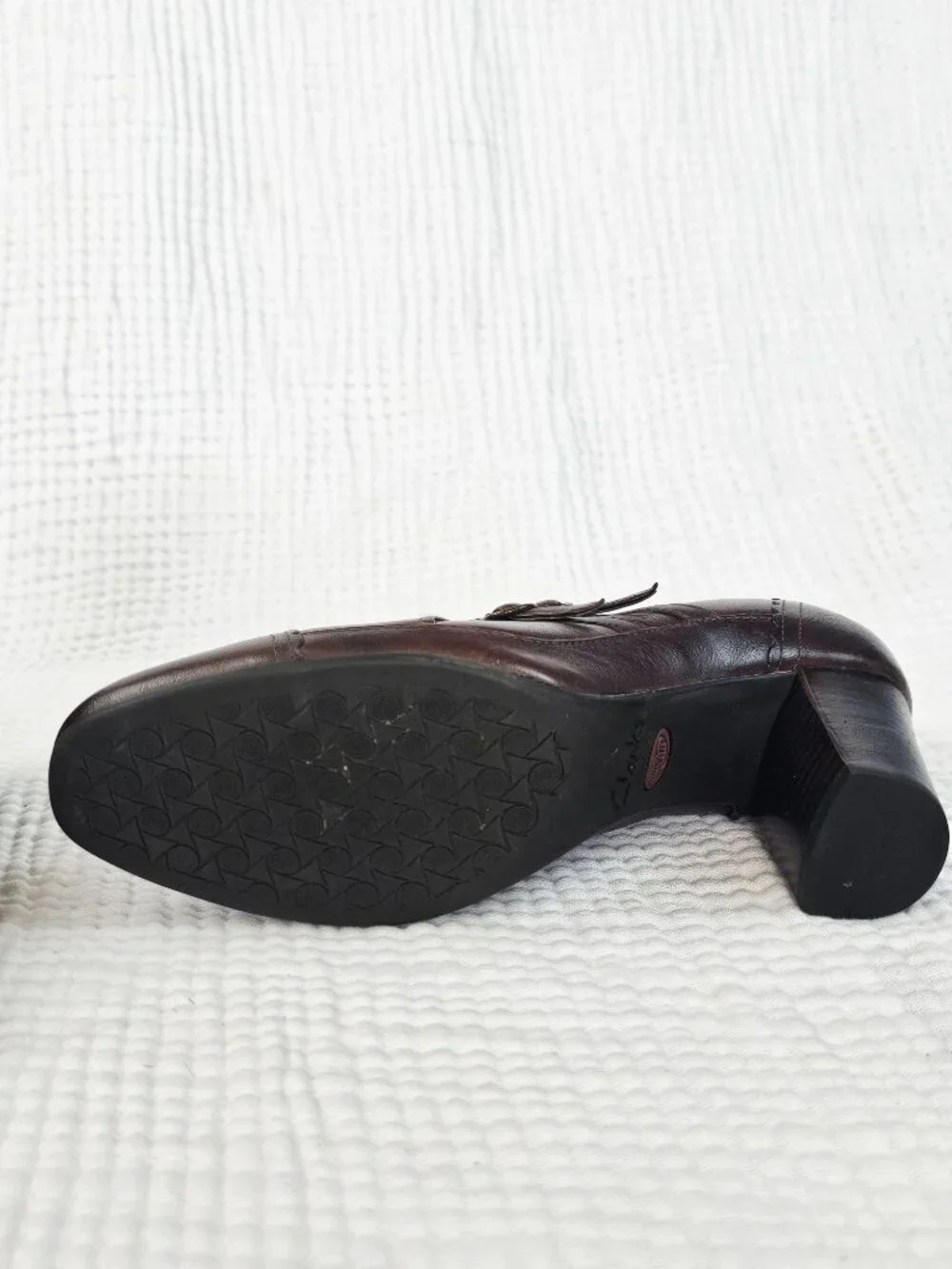 Clarks Artisan Brown Leather Double Buckle Heeled Shootie - Women's 8